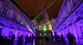 Cours de reportage photo à la Fête des Lumières de Lyon.